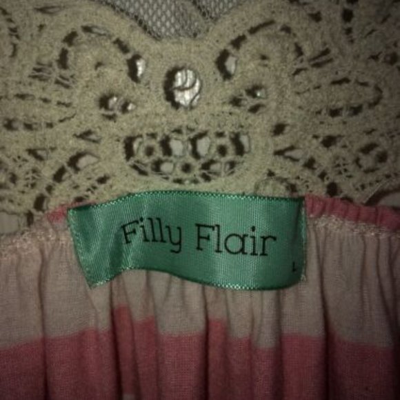 Top - Picture 2 of 3